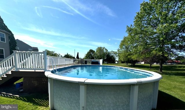 628 STOCKTON DR, Williamstown, NJ 08094