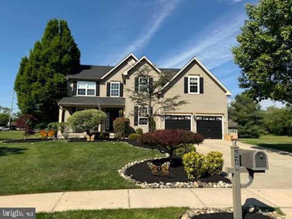 628 STOCKTON DR, Williamstown, NJ 08094