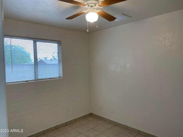 1349 E SAHUARO Drive 1, Phoenix, AZ 85020