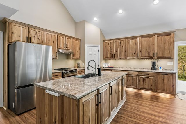 121 Lanier Private Ln, Pulaski, TN 38478