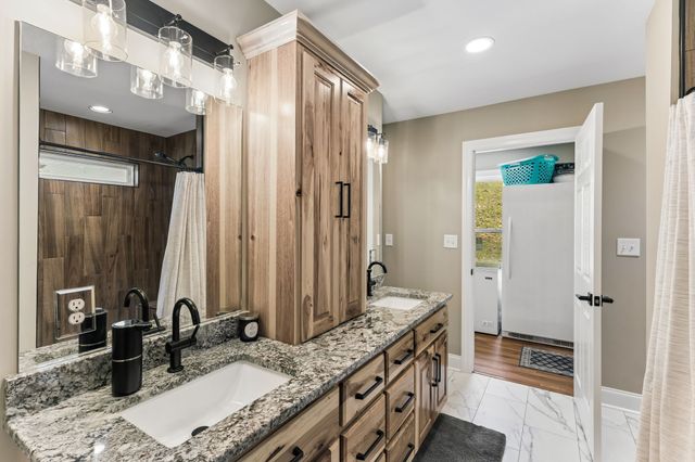 121 Lanier Private Ln, Pulaski, TN 38478