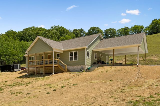 121 Lanier Private Ln, Pulaski, TN 38478