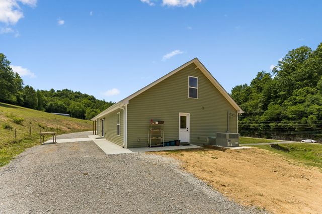 121 Lanier Private Ln, Pulaski, TN 38478