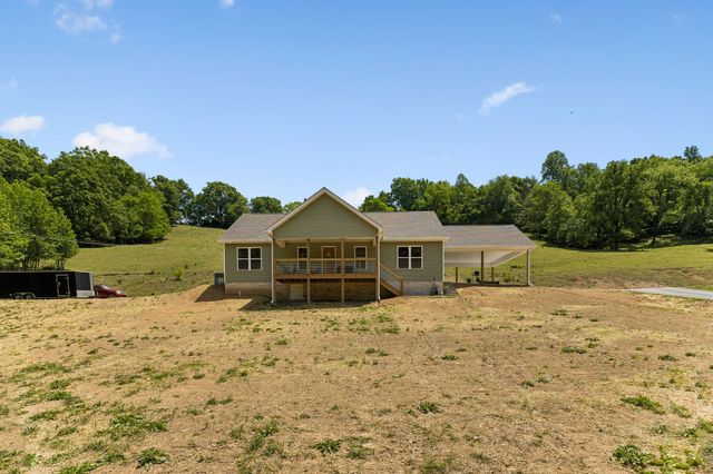 121 Lanier Private Ln, Pulaski, TN 38478