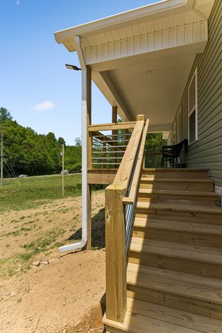 121 Lanier Private Ln, Pulaski, TN 38478
