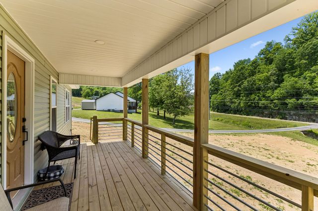 121 Lanier Private Ln, Pulaski, TN 38478