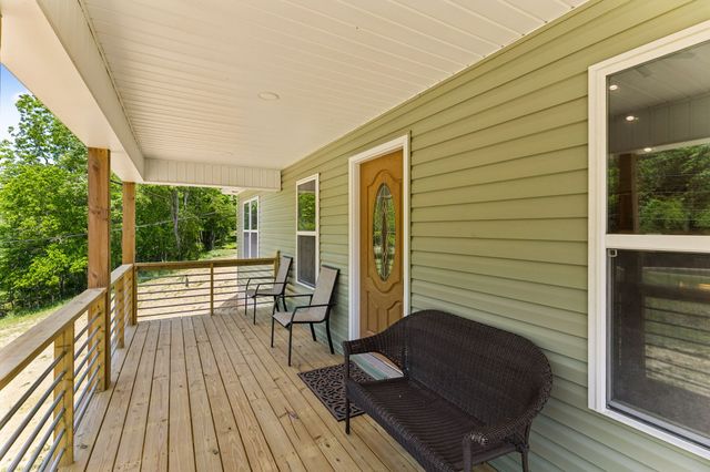 121 Lanier Private Ln, Pulaski, TN 38478