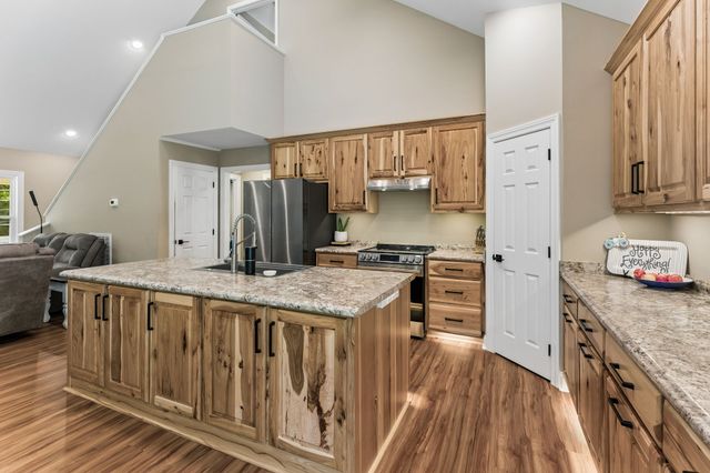 121 Lanier Private Ln, Pulaski, TN 38478