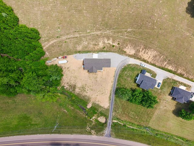 121 Lanier Private Ln, Pulaski, TN 38478