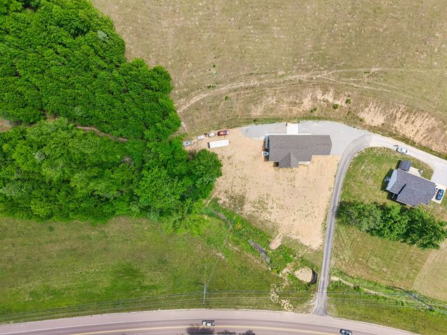 121 Lanier Private Ln, Pulaski, TN 38478