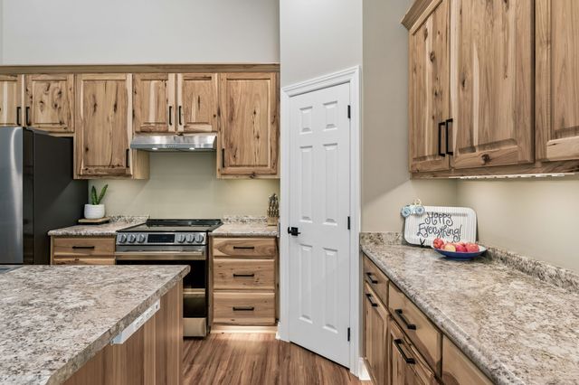 121 Lanier Private Ln, Pulaski, TN 38478