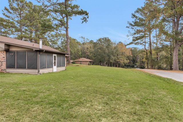 2202 Harlow Lane, Huntsville, TX 77320