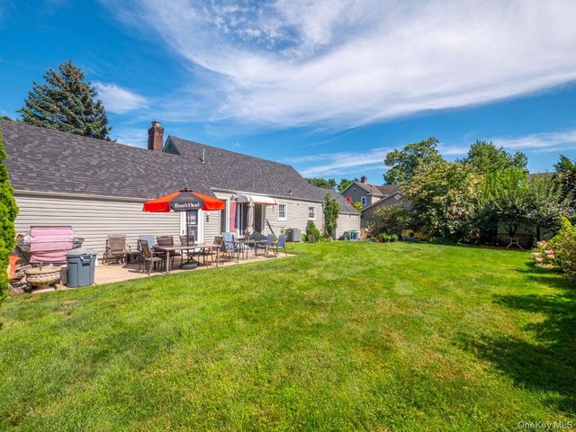 295 Ivy Avenue, Westbury, NY 11590