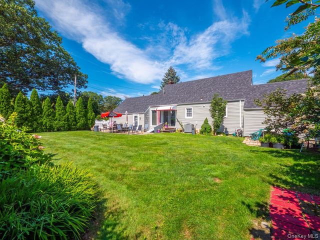 295 Ivy Avenue, Westbury, NY 11590