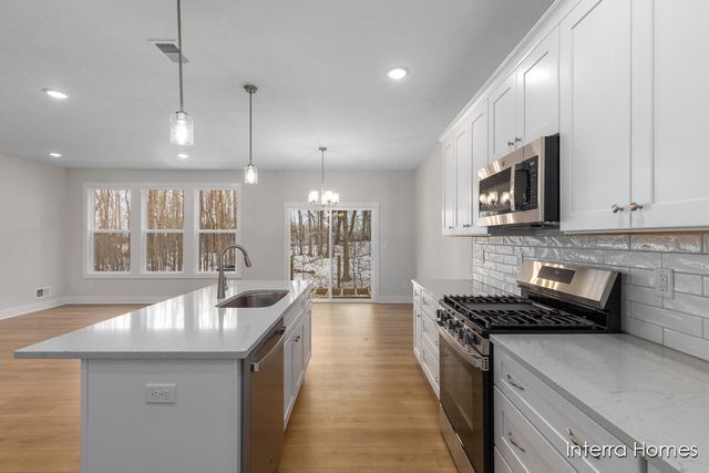 3331 Kings River Street Sw 44, City Of Wyoming, MI 49418