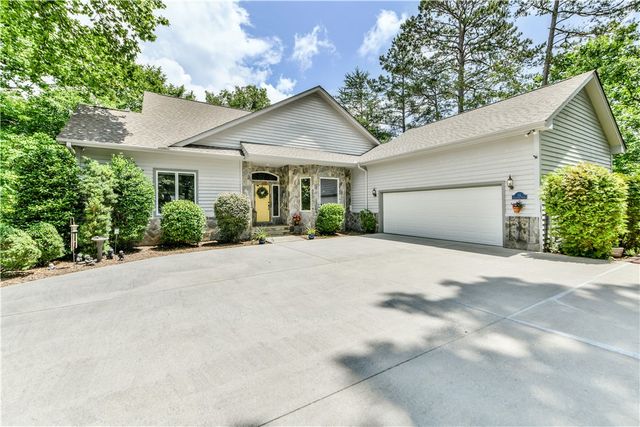 34 Calm Sea Drive, Salem, SC 29676