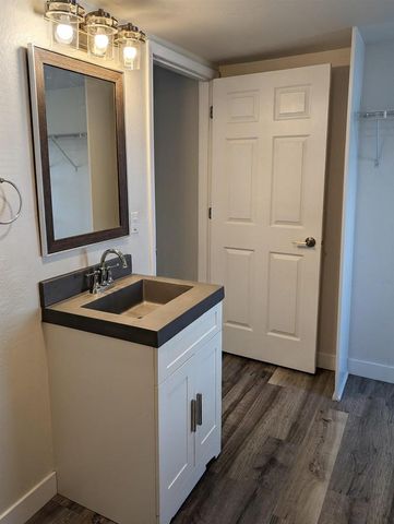 1718 E JOHN STREET, Appleton, WI 54915