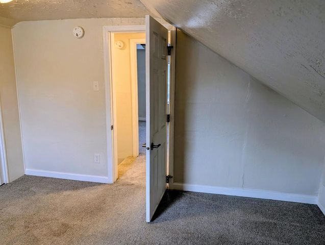 1718 E JOHN STREET, Appleton, WI 54915