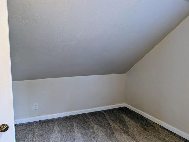 1718 E JOHN STREET, Appleton, WI 54915