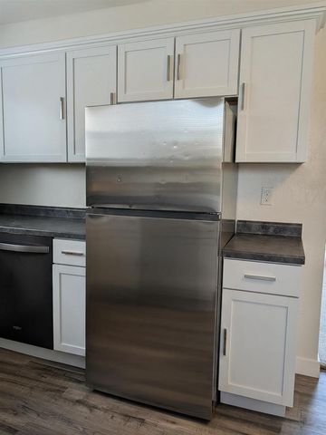 1718 E JOHN STREET, Appleton, WI 54915