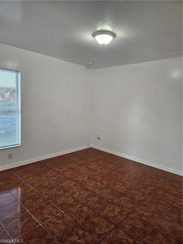 2511 Sunniland BLVD, Lehigh Acres, FL 33971