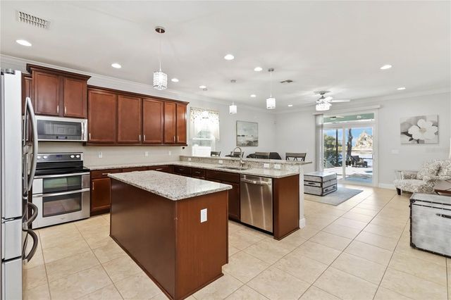 652 SEVEN OAKS BOULEVARD, Winter Springs, FL 32708