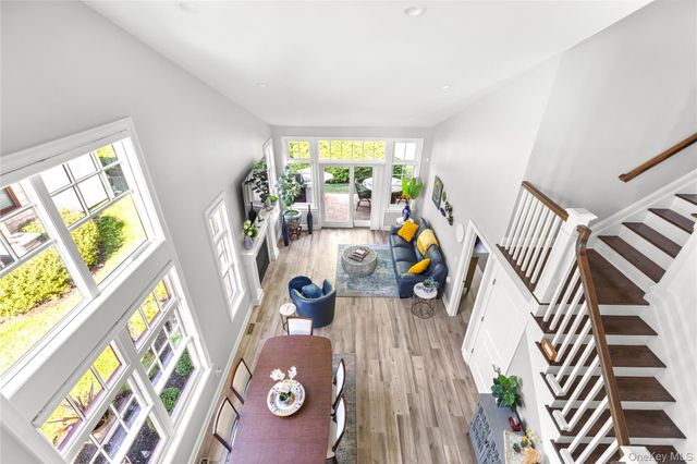 89 Jims Trail, Bayport, NY 11705