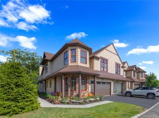 89 Jims Trail, Bayport, NY 11705