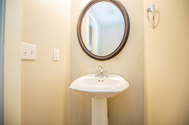 2011 Karrington Ridge E, Springdale, AR 72762