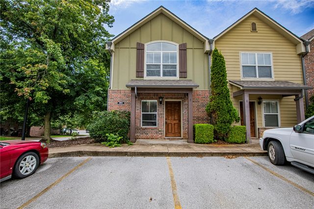 2011 Karrington Ridge E, Springdale, AR 72762