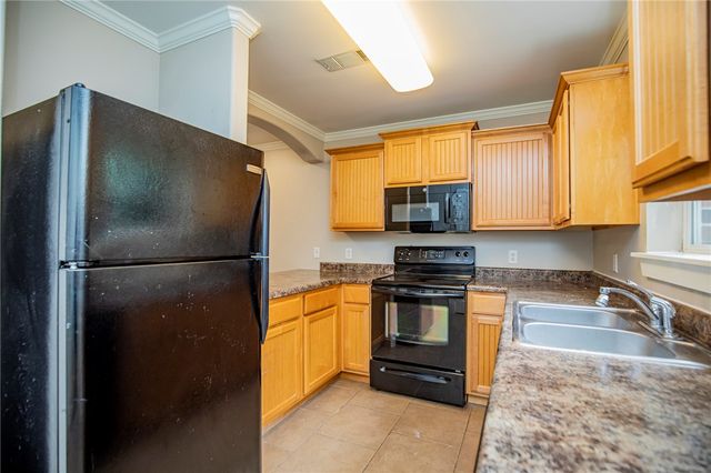 2011 Karrington Ridge E, Springdale, AR 72762