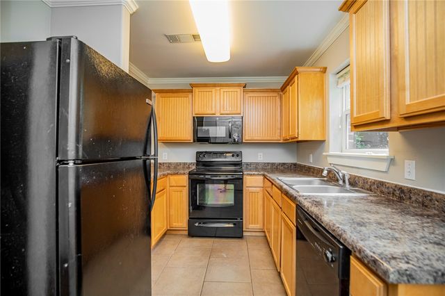2011 Karrington Ridge E, Springdale, AR 72762