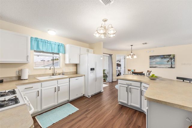 1021 GOLDEN GROVE DRIVE, The Villages, FL 32162