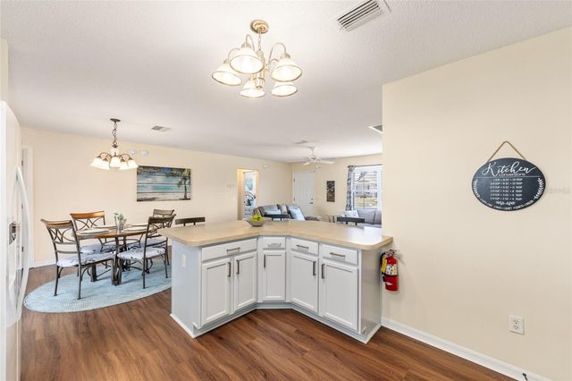 1021 GOLDEN GROVE DRIVE, The Villages, FL 32162