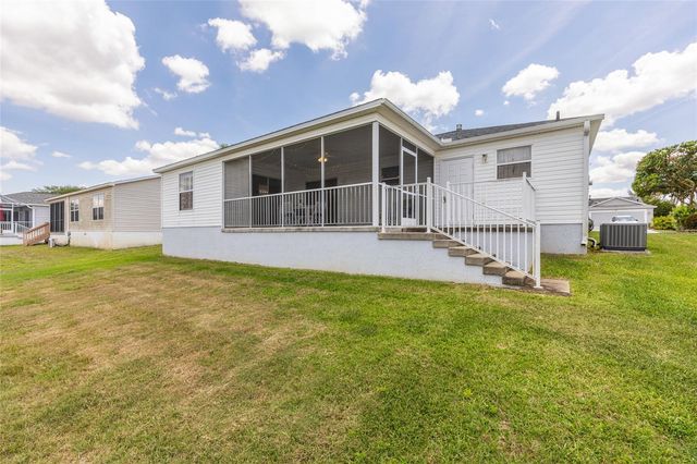 1021 GOLDEN GROVE DRIVE, The Villages, FL 32162