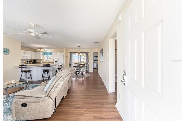 1021 GOLDEN GROVE DRIVE, The Villages, FL 32162