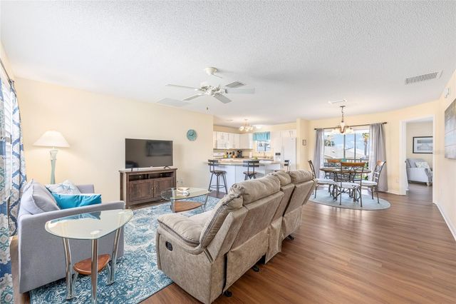 1021 GOLDEN GROVE DRIVE, The Villages, FL 32162