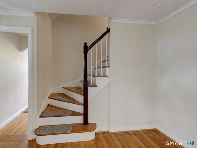 123 Bretton Road, Manchester, CT 06042