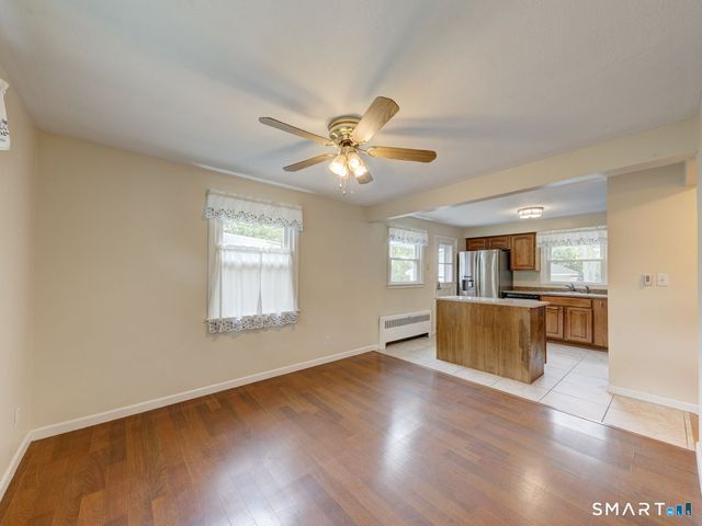 123 Bretton Road, Manchester, CT 06042
