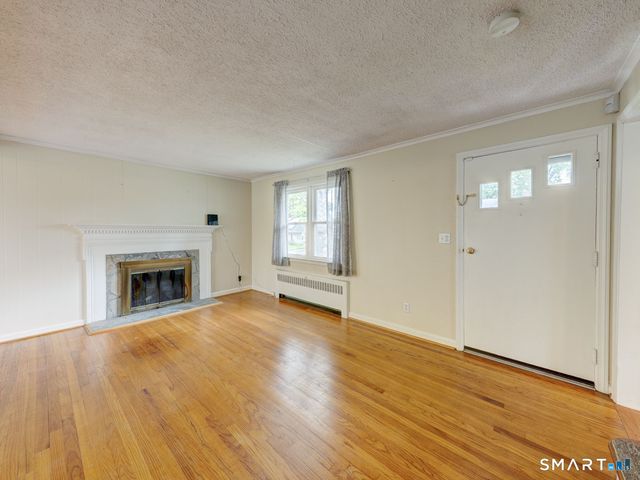 123 Bretton Road, Manchester, CT 06042