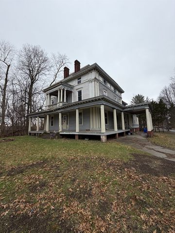 1030 Worthington St, Springfield, MA 01109