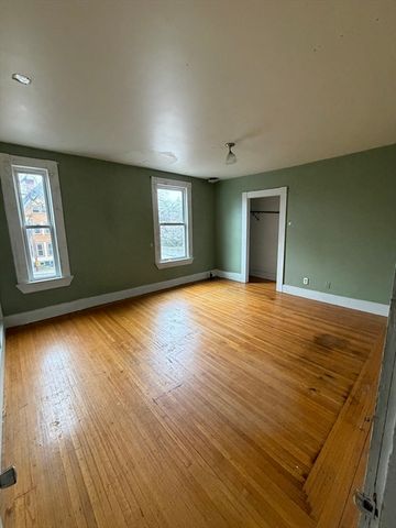 1030 Worthington St, Springfield, MA 01109