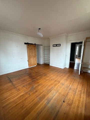 1030 Worthington St, Springfield, MA 01109