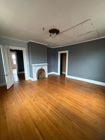 1030 Worthington St, Springfield, MA 01109