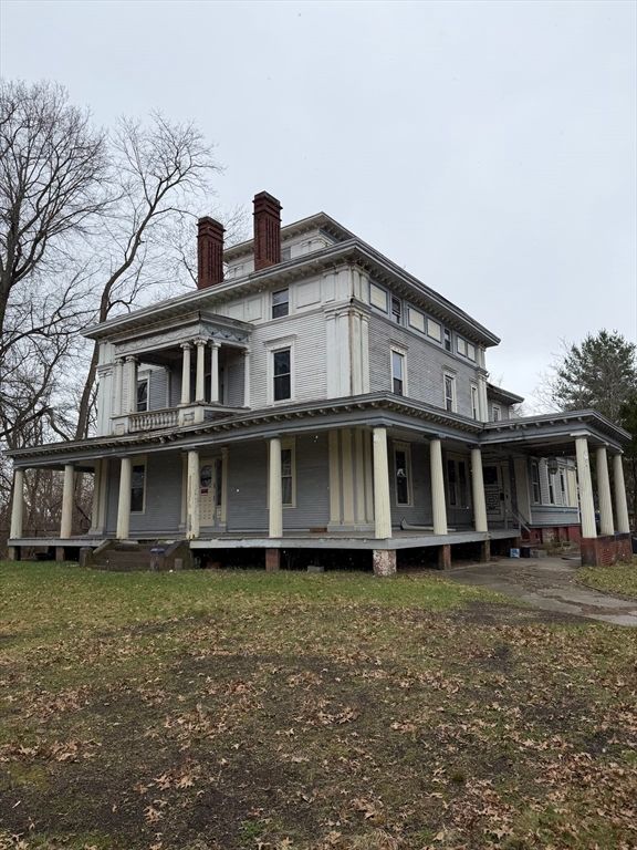 1030 Worthington St, Springfield, MA 01109