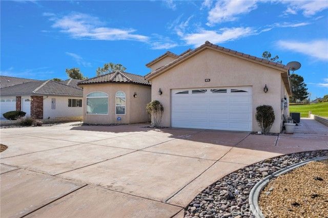 15005 Tournament, Helendale, CA 92342