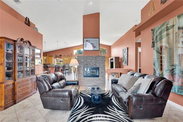 15005 Tournament, Helendale, CA 92342