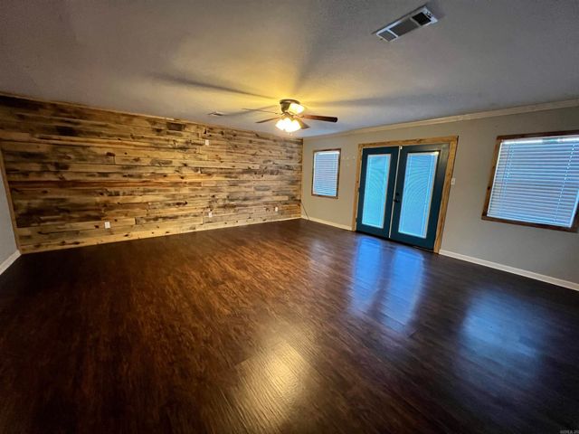 212 Brent Street, Dumas, AR 71639