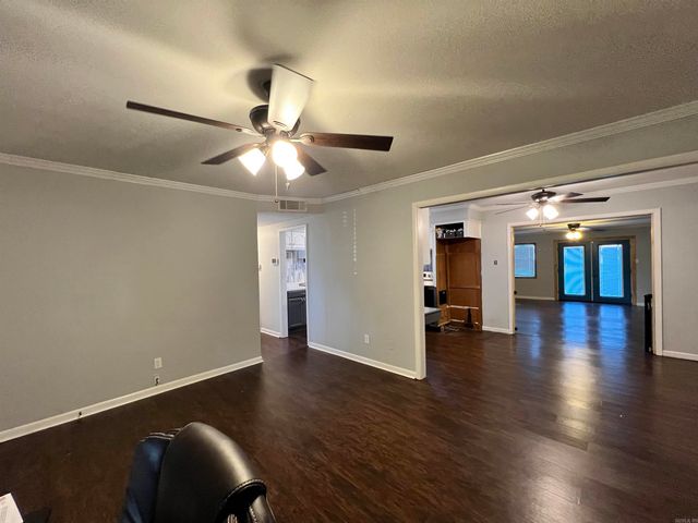 212 Brent Street, Dumas, AR 71639