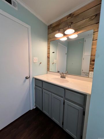 212 Brent Street, Dumas, AR 71639